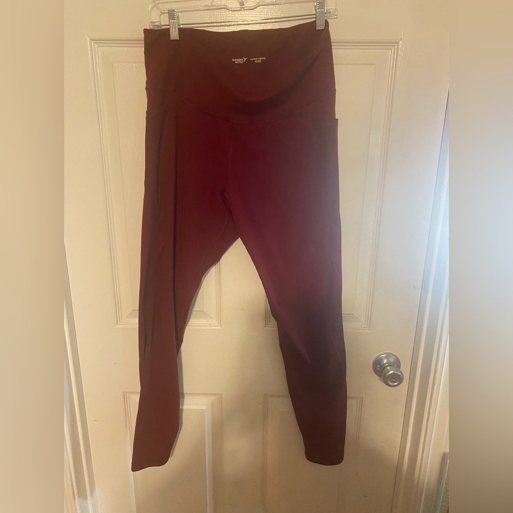 Old Navy Burgundy High-Waisted Leggings